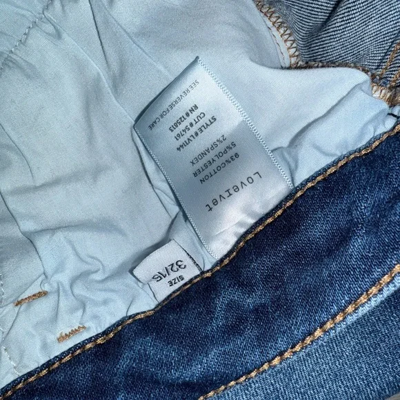 Lovervet by Vervet Distressed Jeans - Picture 4 of 4